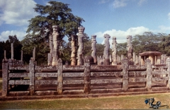 5-Ancient-ruins.-I-forget-if-its-Anuradhapura-or-Polonnaruwa-sorry.